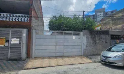 Casa térrea - 2 dormitórios recém reformada - Santa Maria - Osasco