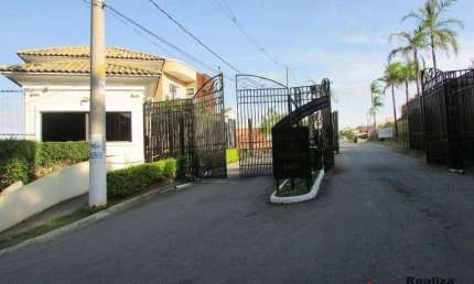 Condomínio Terras de São Fernando - Casa nova  - piscina e varanda -  Pitas
