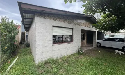 Casa com 4 quartos à venda na Avenida Mostardeiro, 848, Ildo Meneghetti, Cidreira