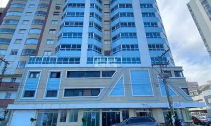COBERTURA EXCLUSIVA DE 3 SUITES COM VISTA PARA O MAR, CENTRO E LAGOA