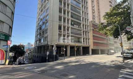 PORTO ALEGRE - APARTAMENTO COM 3 DORMITÓRIOS NO CORAÇÃO DA CAPITAL GAÚCHA
