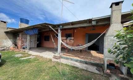 Cidreira/RS-Casa para venda no bairro Salinas a poucos metros da beira Mar