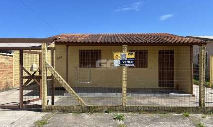 BALNEÁRIO PINHAL / CASA COM 2 DORMITÓRIOS + ANEXO A VENDA NA PRAIA