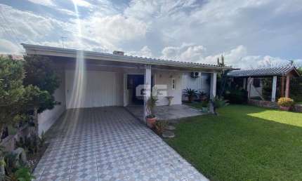 Casa com 3 quartos para alugar na Rua Pará, 546, Nova Tramandaí, Tramandaí
