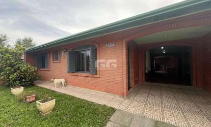 CIDREIRA - CASA DE LAJE COM 4 DORMITÓRIOS E SUÍTE A VENDA