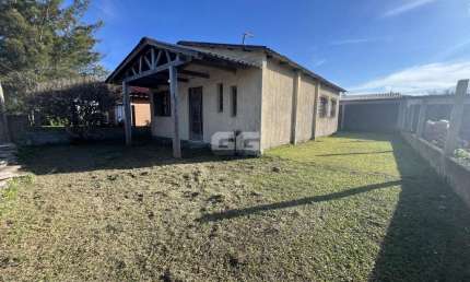 CIDREIRA - CASA MOBILIADA COM 3 DORMITÓRIOS A VENDA NA PRAIA