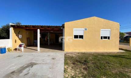 Casa com 3 quartos à venda na Av. Cidreira, 1124, Centro, Cidreira, 120 m2 por R$ 283.000
