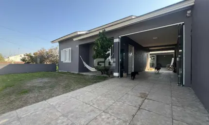 Tramandai - casa com 3 dormitórios com laje e anexo