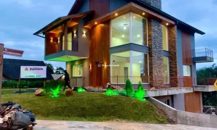 Casa com 5 quartos à venda na Pessegueiros, 200, Vivendas do Arvoredo, Gramado por R$ 3.500.000