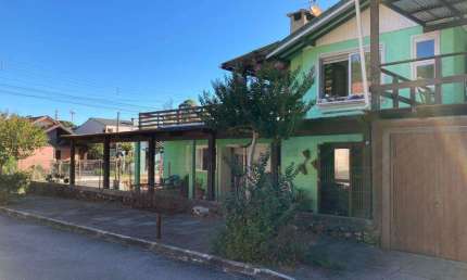 Casa com 5 quartos à venda na Moura, 17, Moura, Gramado por R$ 860.000