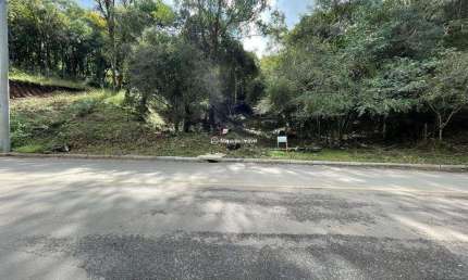 Terreno à venda na Gravataí, 100, Santa Terezinha, Canela por R$ 350.000