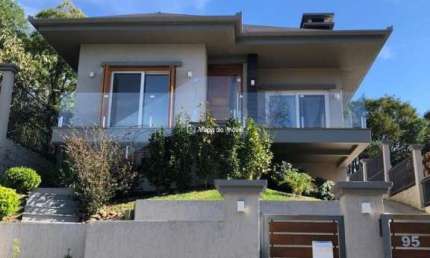 Casa com 3 quartos à venda na Goiabeira, 90, Vivendas do Arvoredo, Gramado por R$ 2.438.000