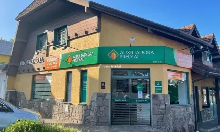 Ponto comercial à venda na Getúlio Vargas, 9, Centro, Canela por R$ 1.000.000