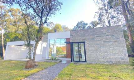 Casa com 4 quartos à venda na Alexandre Rama, 100, Lago Negro, Gramado por R$ 2.280.000