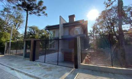 Casa em condomínio fechado com 3 quartos à venda na Cerejeira, 200, Vivendas do Arvoredo, Gramado por R$ 4.015.000