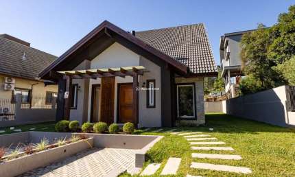 Casa com 3 quartos à venda na Alexandre Rama, 575, Candiago, Gramado por R$ 1.405.000