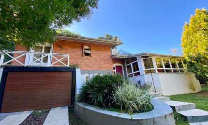 Casa com 2 quartos à venda na Ipê Amarelo, 189, Ipê Amarelo, Gramado por R$ 2.400.000