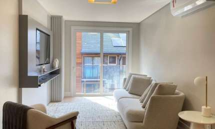 Apartamento com 2 quartos para alugar na Rua Santa Terezinha, 191, Centro, Canela por R$ 5.000