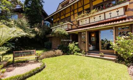 Casa em condomínio fechado com 3 quartos à venda na Rua João Alfredo Schneider, 1070, Planalto, Gramado por R$ 1.480.000