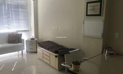 Sala comercial à venda na Madre Verônica, 313, Centro, Gramado por R$ 670.000