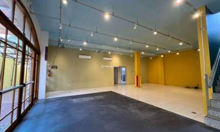 Ponto comercial à venda na Madre Verônica, 30, Centro, Gramado por R$ 10.000.000