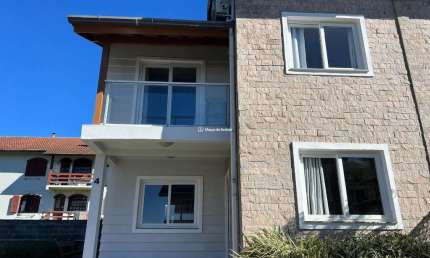 Casa com 3 quartos à venda na Salvador do Sul, 377, Floresta, Gramado por R$ 1.200.000