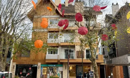 Prédio à venda na Avenida Osvaldo Aranha, 235, Centro, Canela