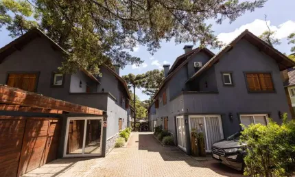 Casa em condomínio fechado com 3 quartos à venda na Theobaldo Fleck, 434, Suzana, Canela por R$ 980.000
