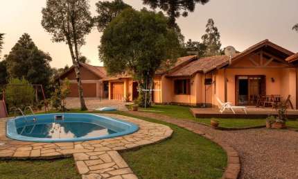 Casa com 6 quartos à venda na Villagio, 1140, Mato Queimado, Gramado por R$ 2.150.000