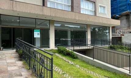 Ponto comercial para alugar na Borges de Medeiros, 4959, Centro, Gramado por R$ 28.000