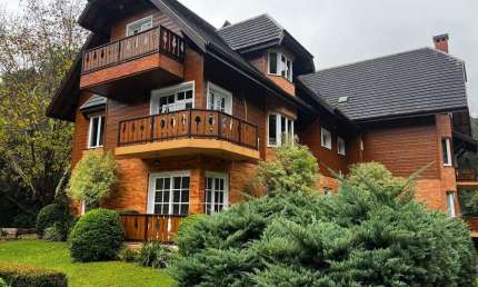 Apartamento com 3 quartos à venda na Roberto Eduardo Xavier, 90, Vale do Bosque, Gramado por R$ 1.990.000