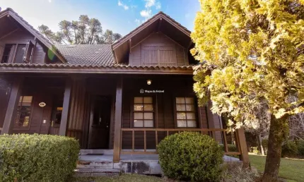 Casa em condomínio fechado com 3 quartos à venda na dos Papagaios, 19, Quinta da Serra, Canela por R$ 1.480.000