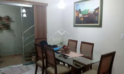 Casa à venda 3 quartos no Residencial Cambuy - Araraquara / SP