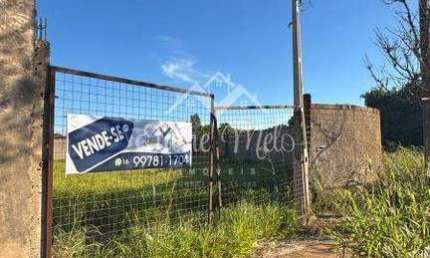 Terreno à venda na Avenida Edmundo Borghi, Cidade Jardim, Araraquara
