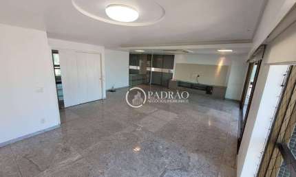 Apto° Alto Padrão com 220m² 4 Suítes 3 Vagas na Jaqueira