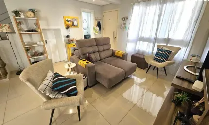 Sobrado em Condomínio em Canoas: Igara House Club - Venda