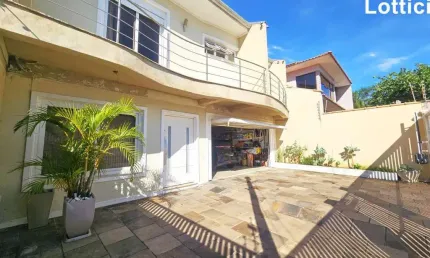 Casa com 4 quartos à venda no Mont Serrat, Canoas 