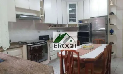 Sobrado à venda, 171 m² por R$ 650.000,00 - Vila Scarpelli - Santo André/SP