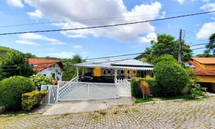 Casa em Condomínio com 3 Qtos - 3Stes à venda, 550 m²  - Mata Paca - Niterói/RJ