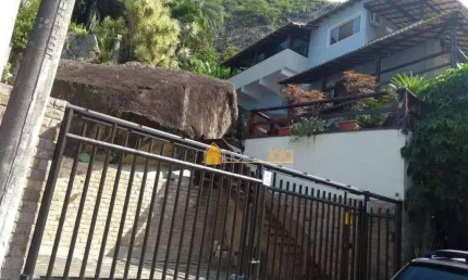 Casa com 4 dormitórios à venda, 374 m² - Itacoatiara - Niterói/RJ
