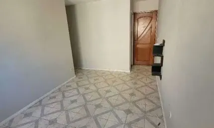 Apto de 2Qtos em Santa Rosa, na Rua Noronha Torrezão.