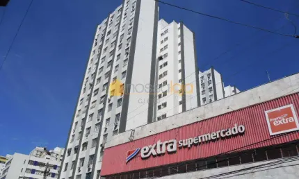 Ótimo Apto de 2 Qtos e 2 Vagas na Av. 7 de Setembro