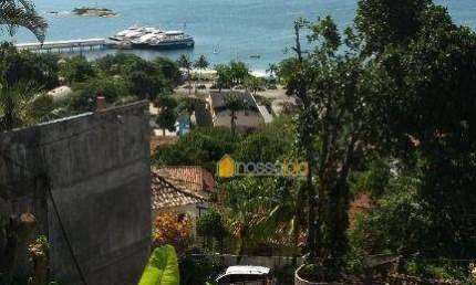 Terreno em Aclive para Venda em Charitas - Rua Fechada com Guarita.