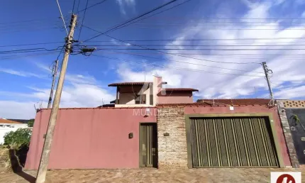 Casa (sobrado na  rua) 3 dormitórios/suite, cozinha planejada