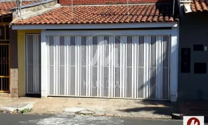 Casa (térrea na rua) 3 dormitórios, cozinha planejada