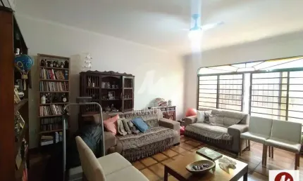 Casa (térrea na rua) 3 dormitórios/suite, cozinha planejada