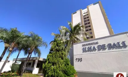 Apartamento (tipo - padrao) 3 dormitórios/suite, cozinha planejada, portaria 24hs, lazer, salão de festa, elevador, em condomínio fechado