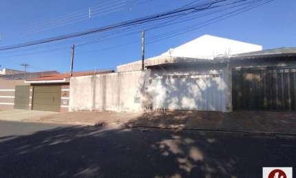 Casa (térrea na rua) 2 dormitórios, cozinha planejada