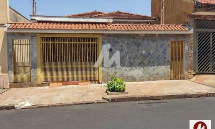 Casa (térrea na rua) 3 dormitórios, cozinha planejada