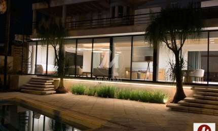 Casa (sobrado em condominio) 4 dormitórios/suite, cozinha planejada, portaria 24hs, em condomínio fechado